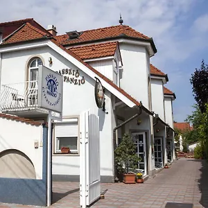 Passzio Panzio 3*, Budapešť Maďarsko