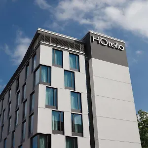 3* Hotell June Six West