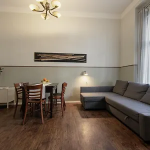 Apartment Mit 2 Bädern