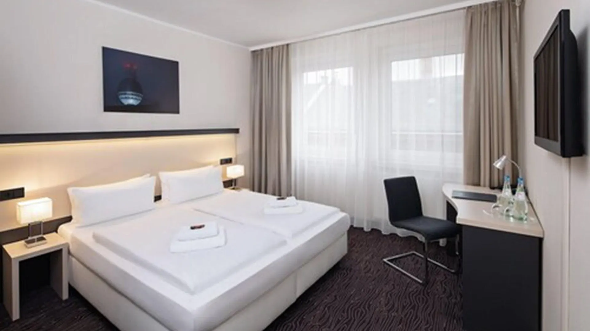 Dietrich-Bonhoeffer-Hotel Berlin Mitte 3*,  Německo
